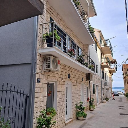 Studio Apartment Legcevic Kaštela Exterior foto
